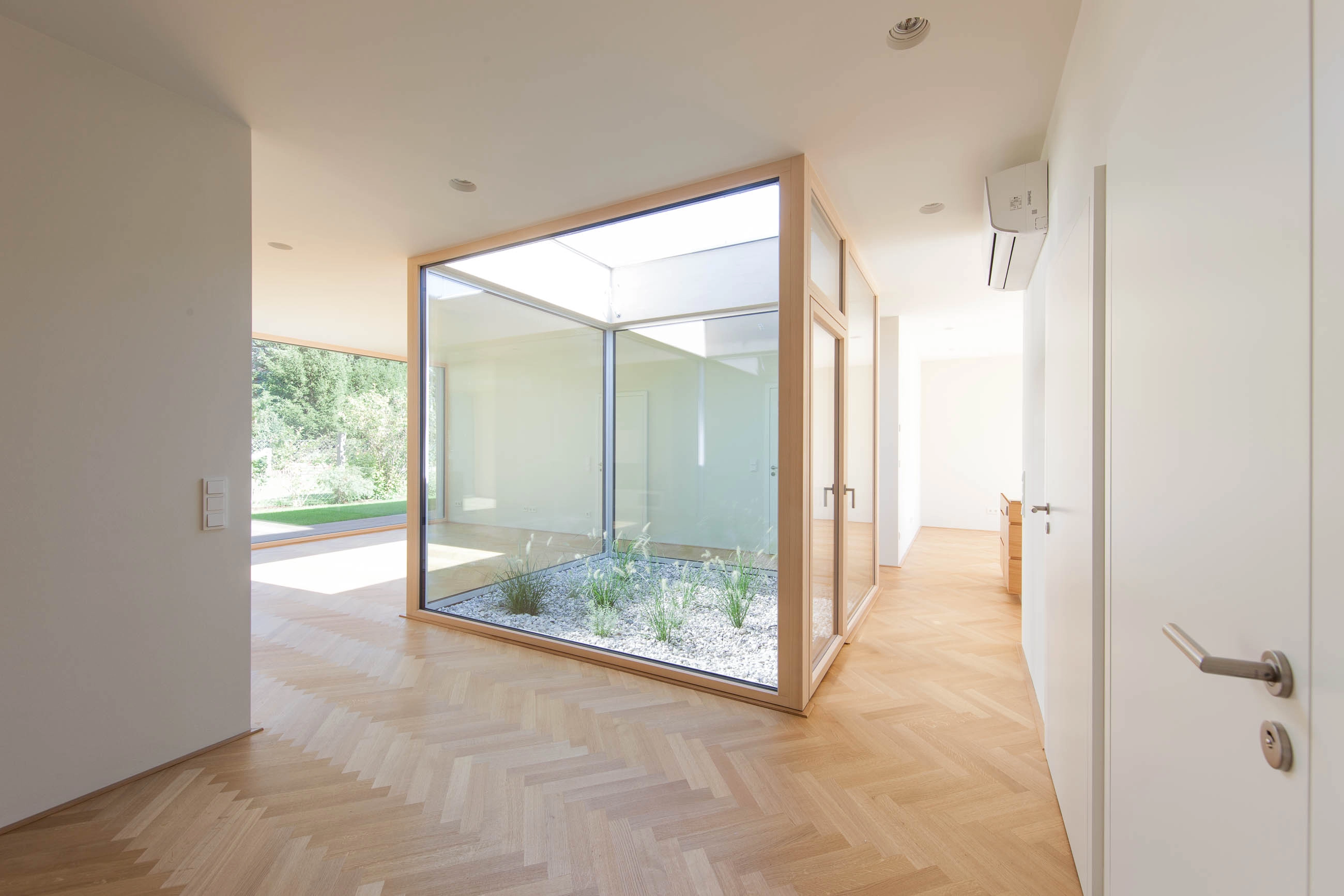 placeholder image-sq